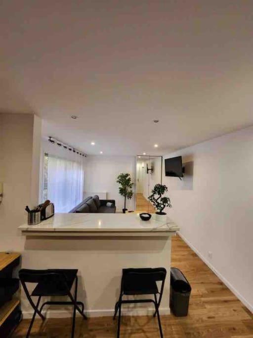 Superbe Appartement A 8 Minutes De La Nation. Paris Bagian luar foto